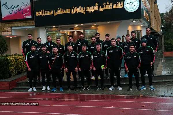 تیم منتخب کشتی فرنگی راهی زاگرب شد