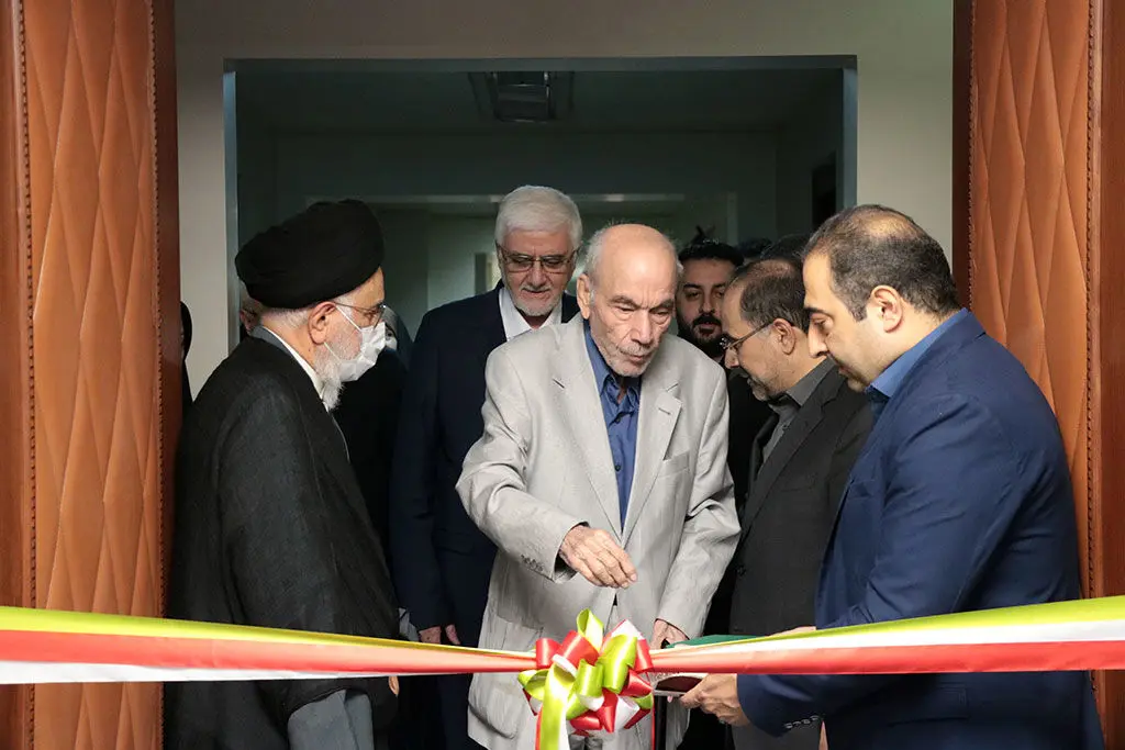 ساخت سالن جلسات فرهنگستان علوم با امضای بانک پاسارگاد

