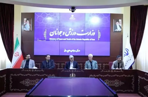 برگزاری چهارمین جلسه اخذ مدرک حرفهای استقلال و پرسپولیس