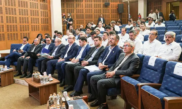 گزارش مجمع عمومی عادی سالیانه و عمومی فوق العاده پتروشیمی نوری

