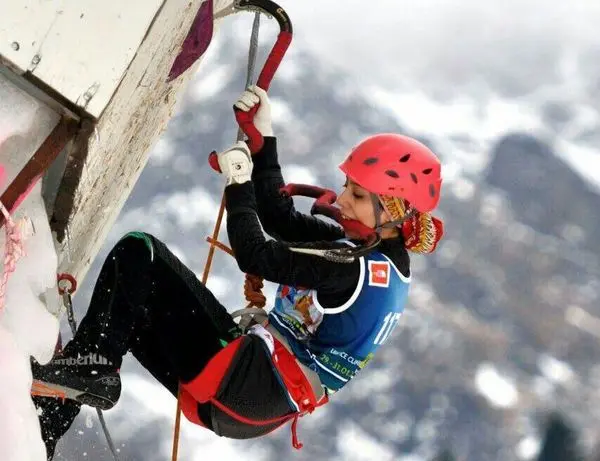 «اسدی» به مقام سوم رسید / «صفدریان» فینالیست شد