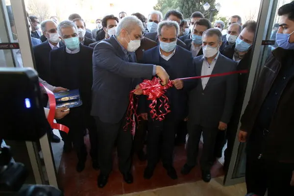 مرکز فناوری با حضور معاون رئیس جمهور و استاندار قم افتتاح شد