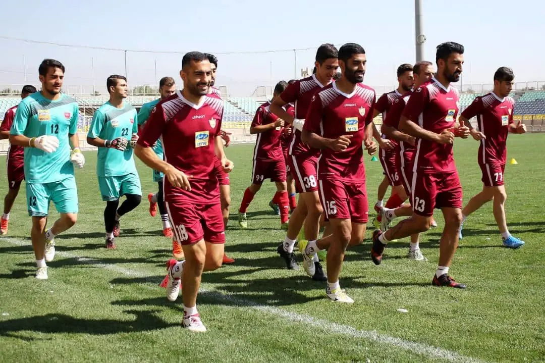 آغاز تمرینات پرسپولیس در غیاب کالدرون و ملی‌پوشان