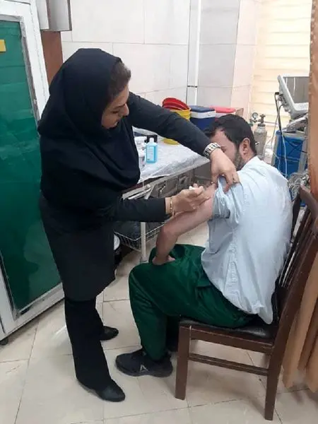 واکسیناسیون پرسنل سازمان بهشت حضرت زهرا(س) با واکسن هپاتیت B