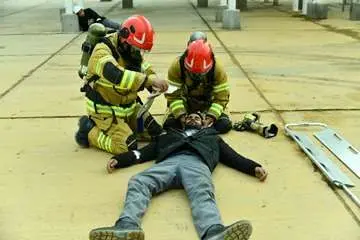 مانور آمادگی مقابله با نشت شدید گاز در منطقه عملیاتی خانگیران برگزار شد