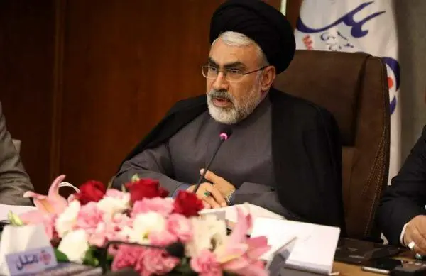 با همت و تلاش، کارنامه درخشانی را در ویترین نگاه مردم بگذاریم