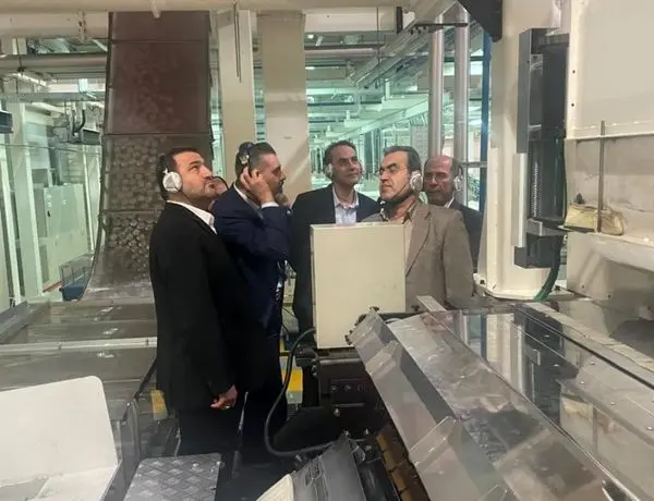 عضو هیات مدیره بانک صنعت و معدن از چندین واحد صنعتی در استان گیلان بازدید کرد