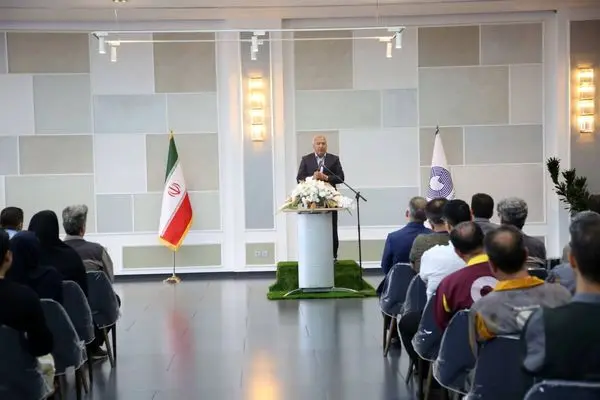 آشنایی با واحدهای پشتیبانی و امکانات رفاهی و مزیتهای رقابتی