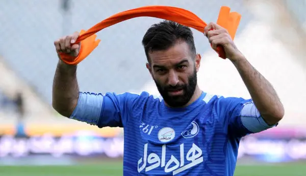 حنیف عمران‌زاده: خوشحالم قاتل پرسپولیس سرمربی استقلال شد!