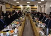 تکریم فرزندان نوتکلیف کارکنان بانک صنعت و معدن با حضور مدیرعامل