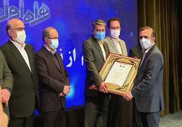 درخشش همراه اول در آخرین رتبهبندی شرکتهای برتر ایران