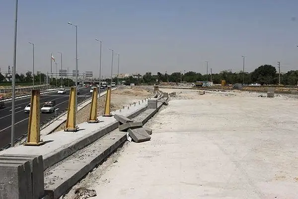 تلاش برای تکمیل هر چه سریعتر پل روگذر تقاطع آزادگان- شهید نجفی رستگار