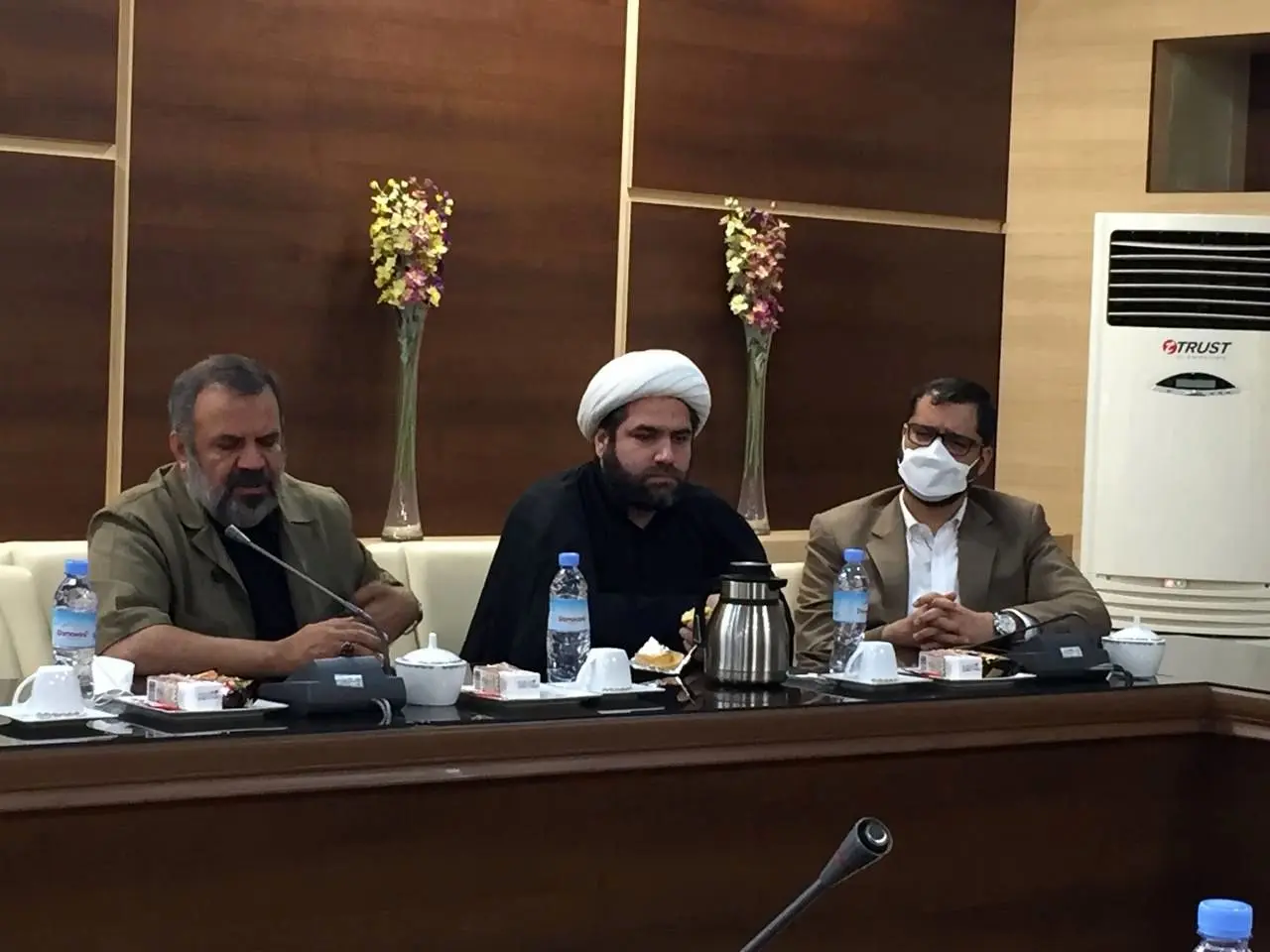 همیاری خیرین شمیرانات در کمک رسانی به موکب سردار شهید همدانی شلمچه