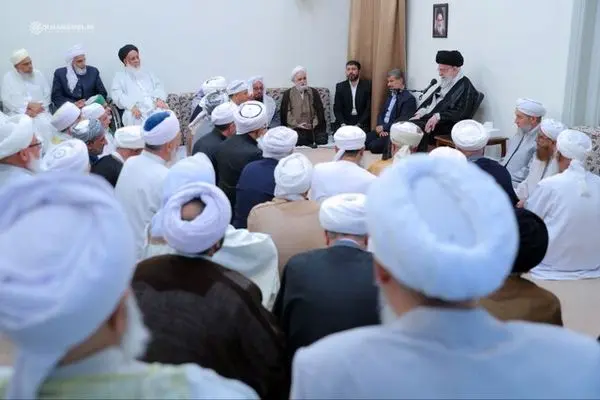 بزرگان اهل سنت کشور با رهبر انقلاب دیدار کردند

