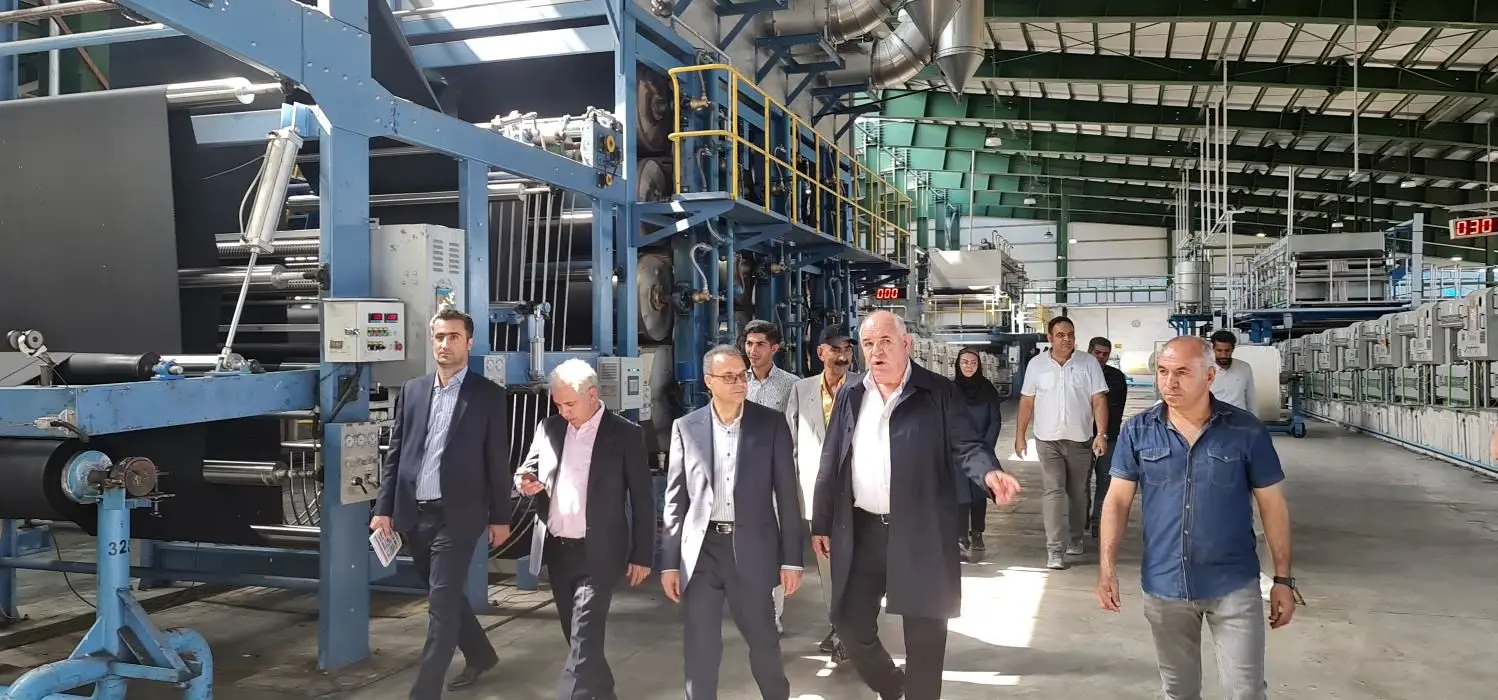 بازدید عضو هیأت مدیره بانک صنعت و معدن از طرح های تامین مالی شده این بانک در استان آذربایجان غربی

