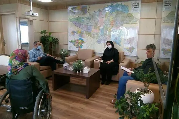 هم اندیشی مدیرکل هماهنگی فنی و عمرانی مناطق و سازمان ها با 2 تن از فعالان حوزه توان یابی

