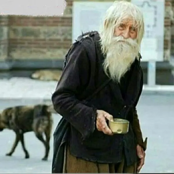 گدایی که درآمدش را به یتیم خانه می برد+عکس