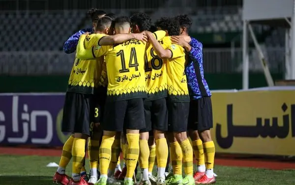 غایبان سپاهان در بازی مقابل هوادار