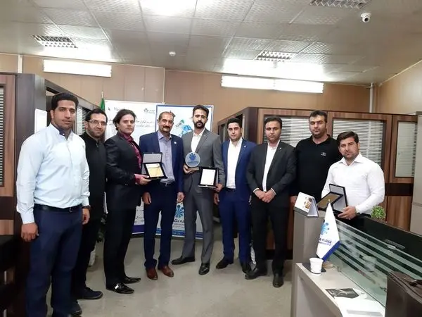 نشست هم اندیشی شعبه کرمانشاه با نمایندگان بیمه حکمت