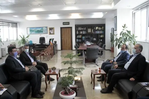 بررسی راهکارهای تسریع در عملیات اتصال منطقه آزاد انزلی به خط ریل سراسری