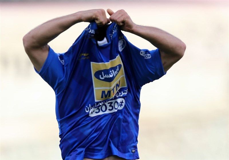 خروجی‌های استقلال به صف شدند