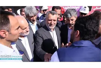 ایجاد ۷۰۰ فرصت شغلی در پتروشیمی غدیر