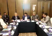 فروش برف و آدم برفی! + عکس