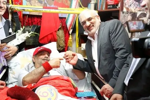 دیدار مدیران و کارکنان بانک دی با جانبازان آسایشگاه ثارالله 