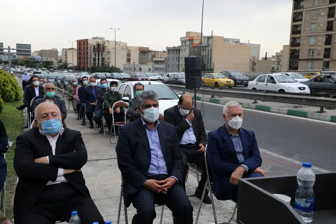 تندیس شهید احمد سوداگر در بزرگراه محمدعلی جناح تهران رونمایی شد

