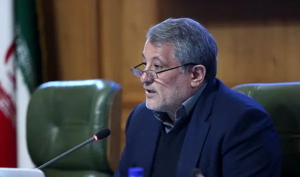 مدیریت شهری از تبلیغات افراطی جلوگیری کند