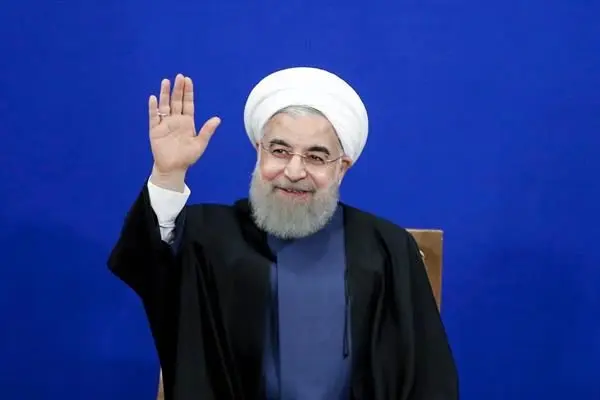 بانک مرکزی نظارت خود را بر بانک‌ها و موسسات مالی افزایش دهد