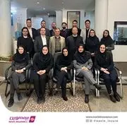 برگزاری نشست هم اندیشی کارکنان و نمایندگان برتر شعبه یزد با مدیرعامل بیمه نوین

