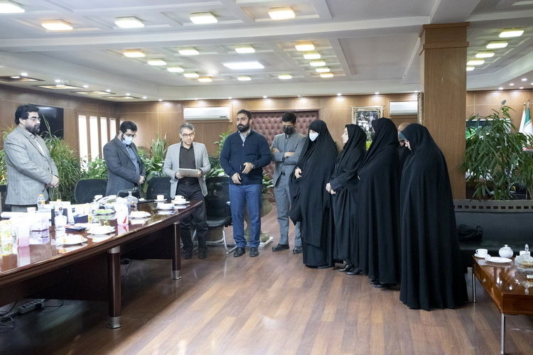 تقدیر از بانوان شاغل در سازمان بهشت زهرا(س)
