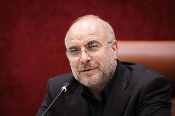 جمهوری اسلامی قدر جامعە سینمایی و اهالی فرهنگ را می‌داند