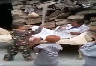 حرکت جالب و خندهدار کودکی لبخند را بر لب کاربران نشاند! + عکس