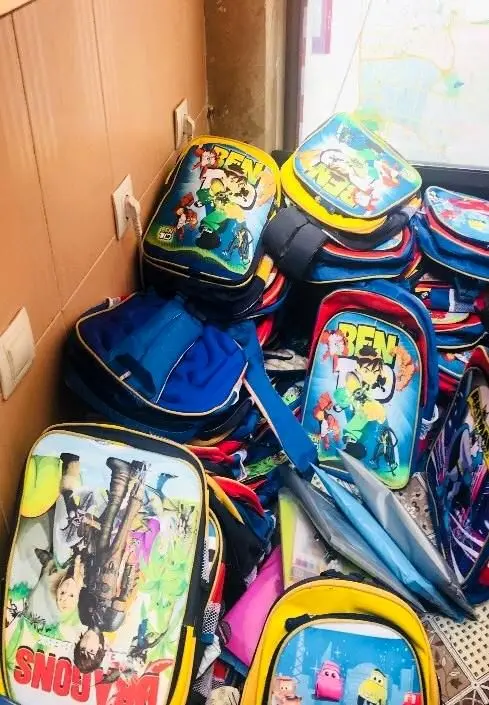 توزیع نوشت افزار بین دانش آموزان بی بضاعت منطقه 3
