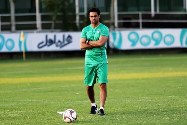 فدراسیون فوتبال به دنبال حل مشکل فرهاد مجیدی
