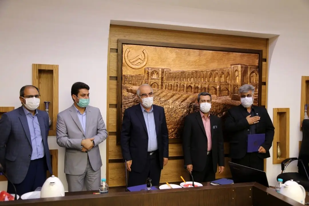 تقدیر از برترین های فراخوان انتخاب شعار سال 1400 آبفای اصفهان

