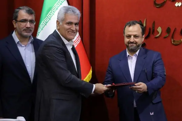 پست بانک ایران به عنوان برترین بانک دولتی و دستگاه اجرایی برتر در جشنواه شهید رجایی از سوی وزارت امور اقتصادی  و دارایی انتخاب شد