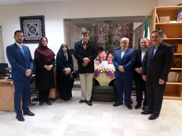 نشست صمیمانه مدیران عامل بیمه حکمت و انجمن حرفه ای صنعت بیمه ایران