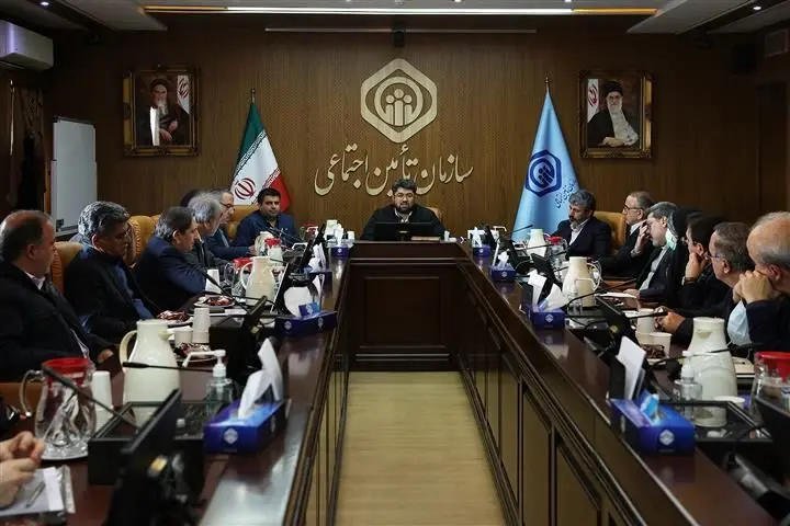 شرکت‌های دارویی تأمین‌اجتماعی در رفع نیازهای دارویی کشور مشارکت جدی داشته باشند