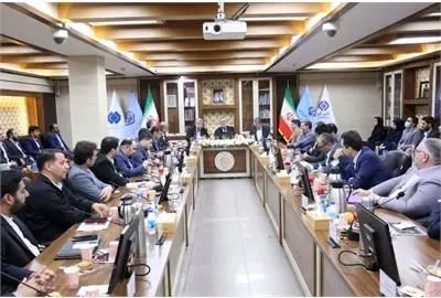 رشد اقتصادی کشور در گرو اعتماد به توان داخلی است

