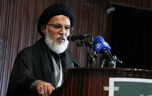 دشمنان با تحریمهای اقتصادی علیه ایران به دنبال جنگ روانی هستند