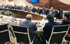 برگزاری نشست مدیران بانک صادرات با حضور مدیر بیمه سرمد در استان قم
