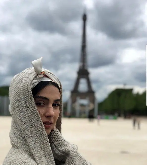 پوشش متفاوت و خاص خانم بازیگر در فرانسه+عکس
