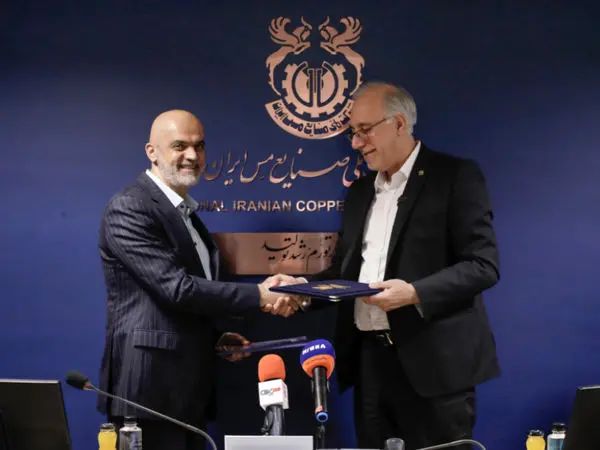 امضای تفاهمنامه مشترک بین بانک مسکن و شرکت صنایع ملی مس ایران