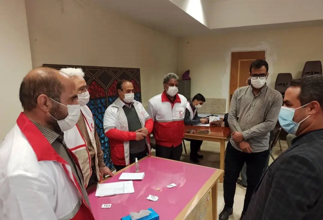 اعزام کاروان سلامت هلال‌احمر به محلات کم برخوردار ملک شهر اصفهان