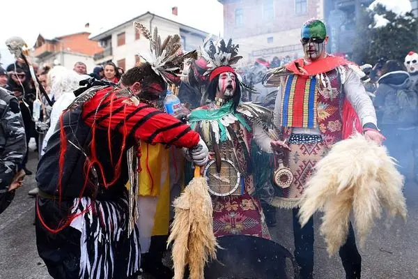 جشنواره عجیب و غریب در مقدونیه + عکس