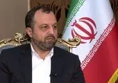 معاونان امور اعتباری و حقوقی و فناوری اطلاعات بانک رفاه کارگران با مشتریان این بانک به گفت‌و‌گو نشستند