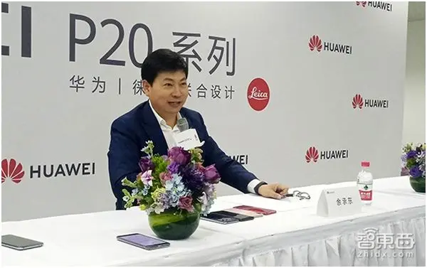 هوش مصنوعی عاملی حیاتی در شکل دادن رقابت بین گوشی‌های هوشمند در 5 الی 10 سال آینده است